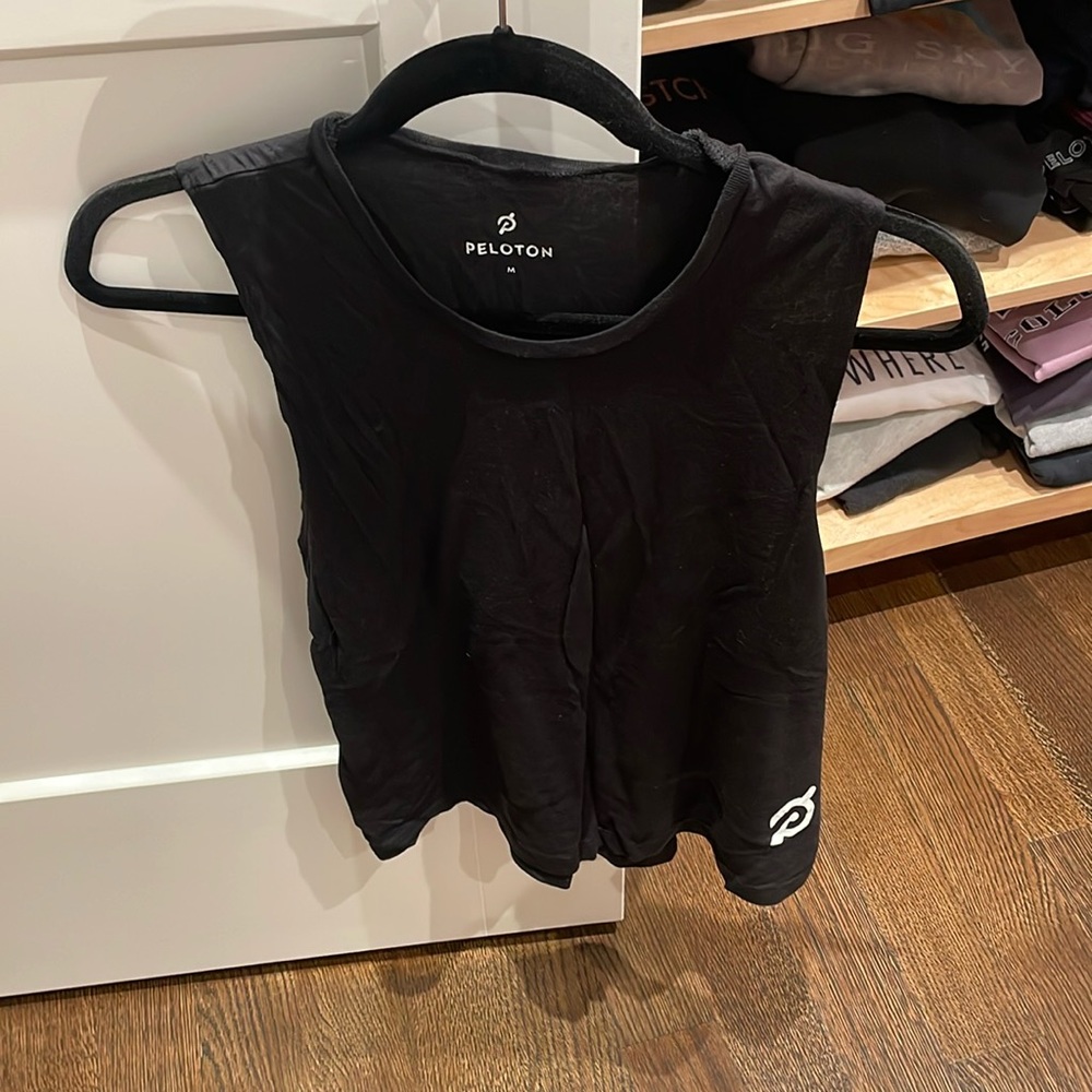Peloton tank